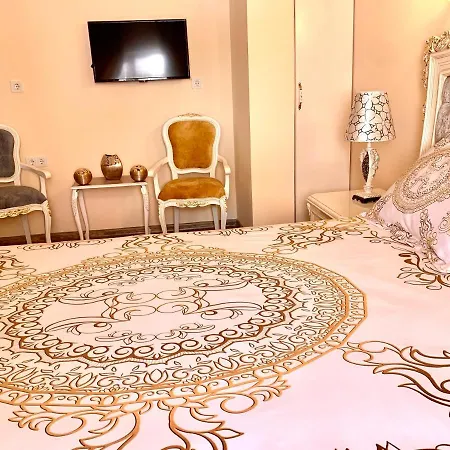 Fatma Sultan Oldtown & Restaurant ,100mb Fast Internet * Antalya
