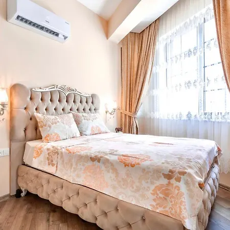 Fatma Sultan Oldtown & Restaurant ,100mb Fast Internet Otel Antalya